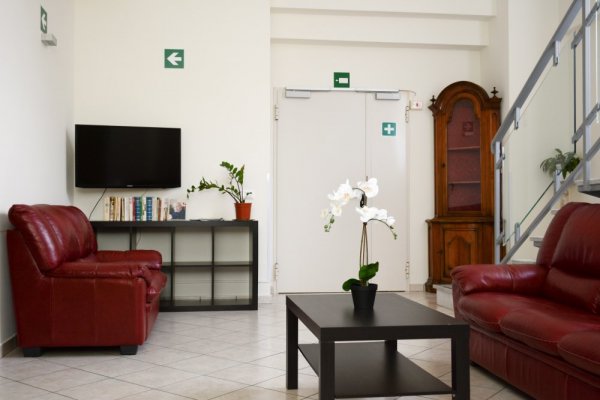 Interno 9